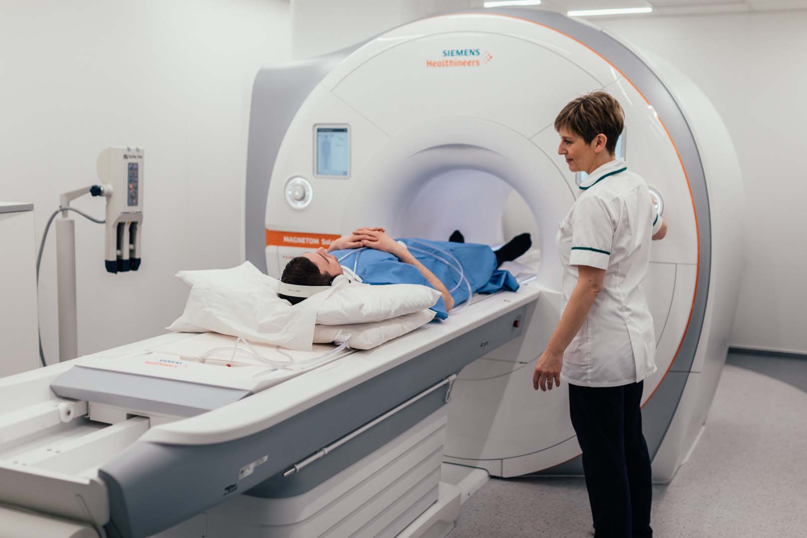 MRI Magnetic Resonance Imaging 